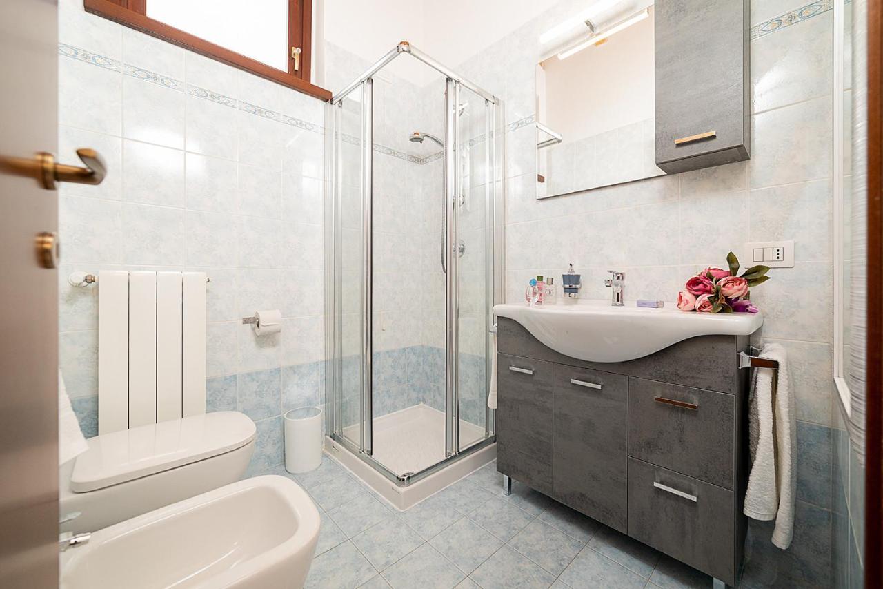 Apartment L'Archetto And Villetta Gruber - Regarda Travel Lazise Exterior photo
