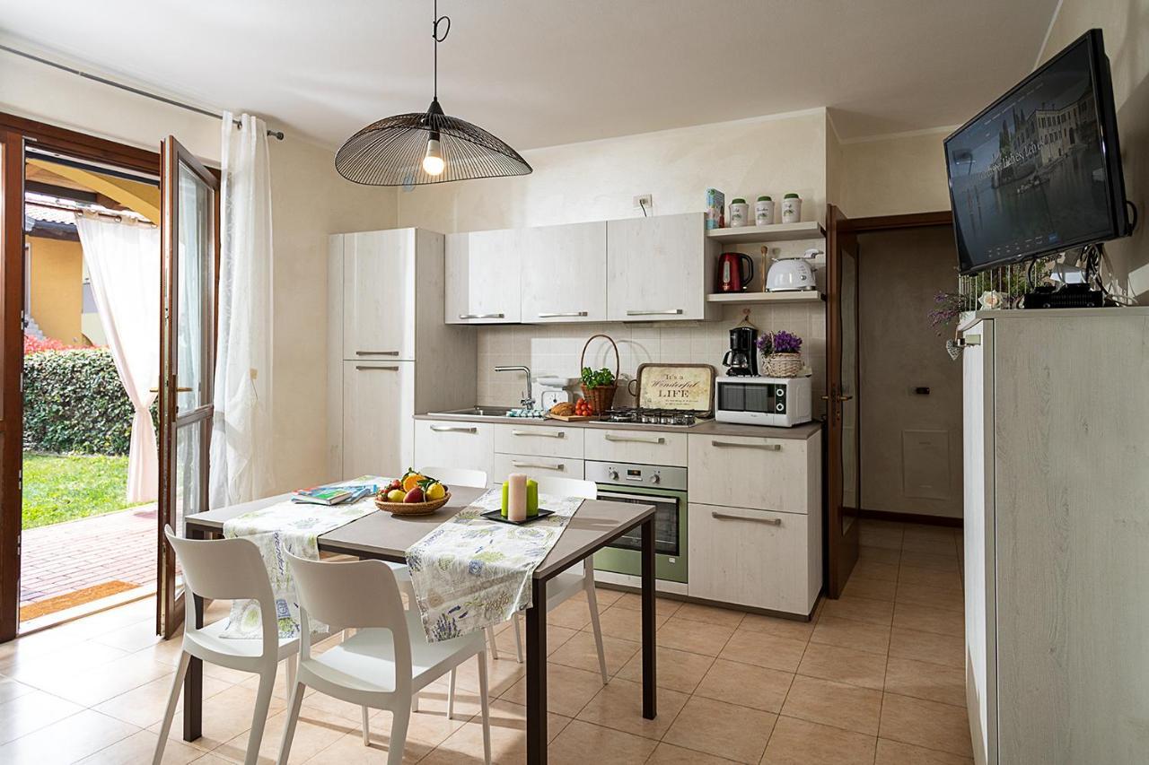 Apartment L'Archetto And Villetta Gruber - Regarda Travel Lazise Exterior photo