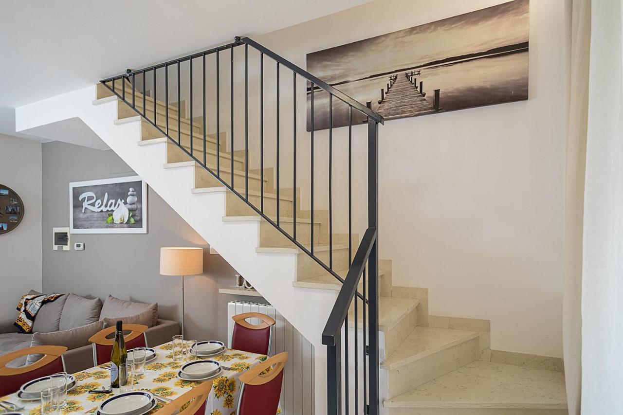 Apartment L'Archetto And Villetta Gruber - Regarda Travel Lazise Exterior photo