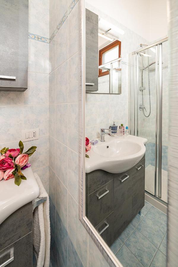 Apartment L'Archetto And Villetta Gruber - Regarda Travel Lazise Exterior photo
