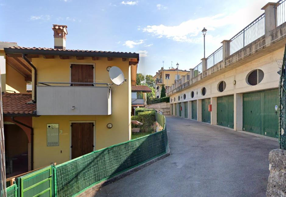 Apartment L'Archetto And Villetta Gruber - Regarda Travel Lazise Exterior photo