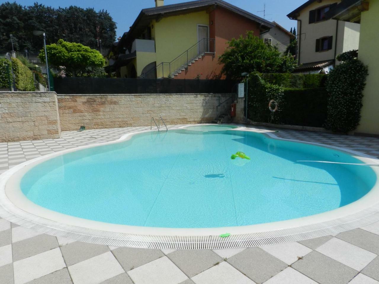 Apartment L'Archetto And Villetta Gruber - Regarda Travel Lazise Exterior photo