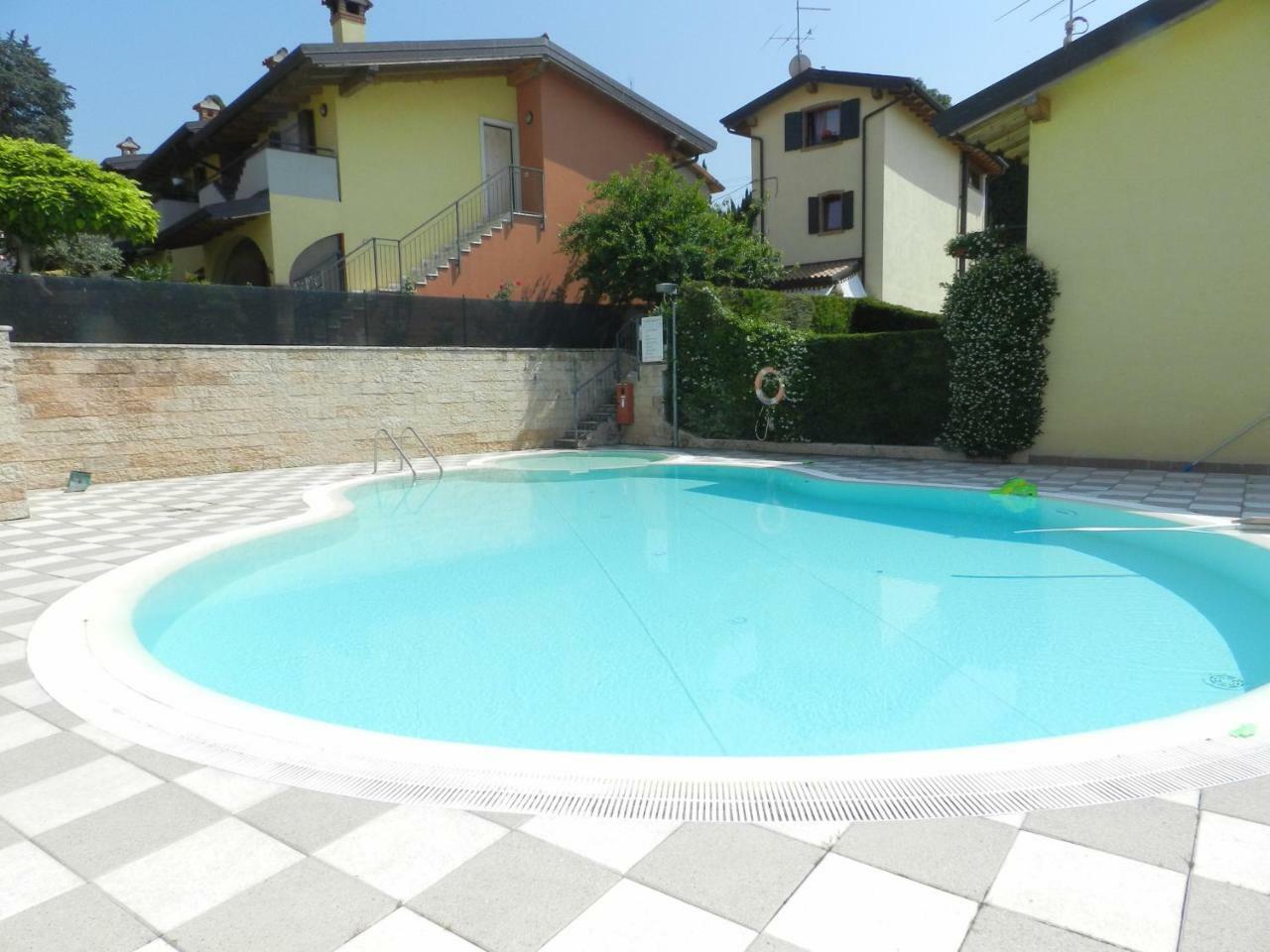 Apartment L'Archetto And Villetta Gruber - Regarda Travel Lazise Exterior photo